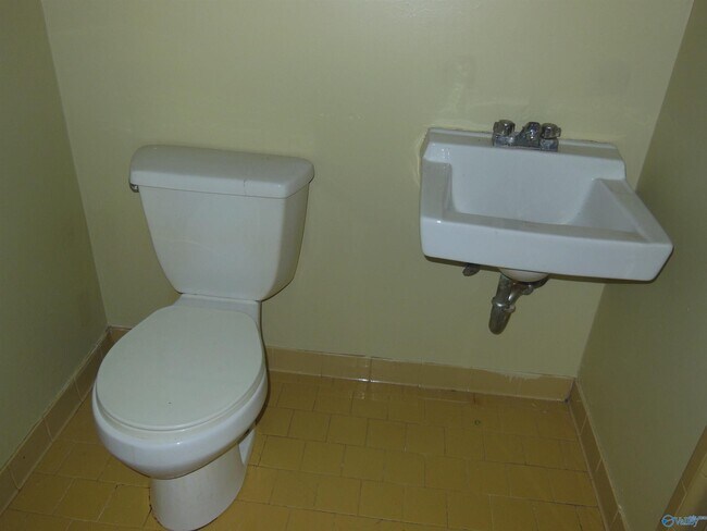 Building Photo - 3814 NW Timwood Dr