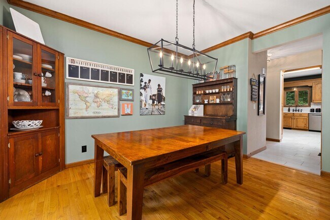 Building Photo - House in Washington IL, 4 bedrooms / 3.5 baths and 3 car attached garage