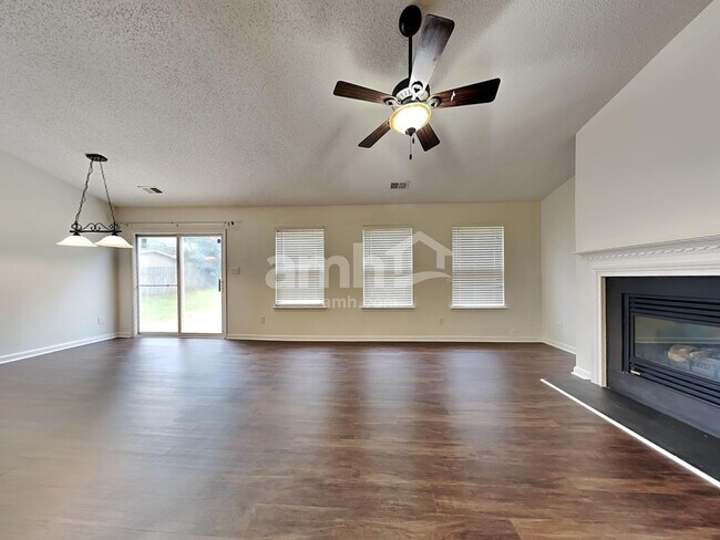 Building Photo - 6014 Pennycross Ln