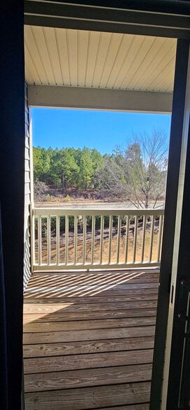 Primary bedroom balcony - 423 Panorama Park Pl