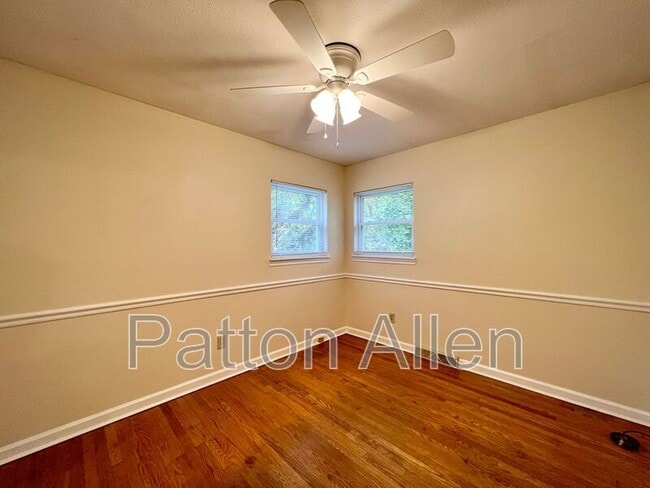 Building Photo - 14 Friendly Hollow