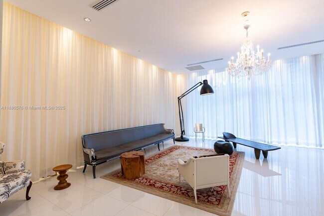Building Photo - 495 Brickell Ave