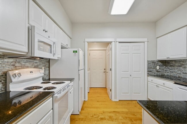 Building Photo - 2009 196th St SE