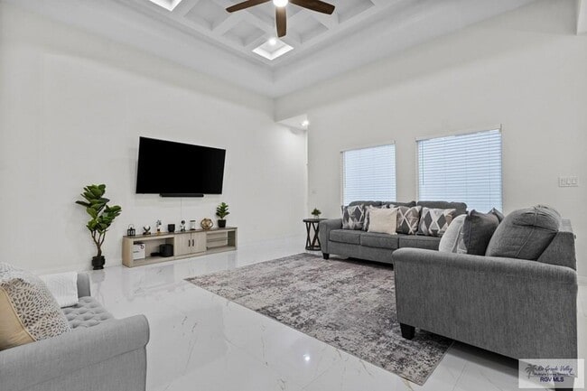 Building Photo - 7425 Lake Havasu