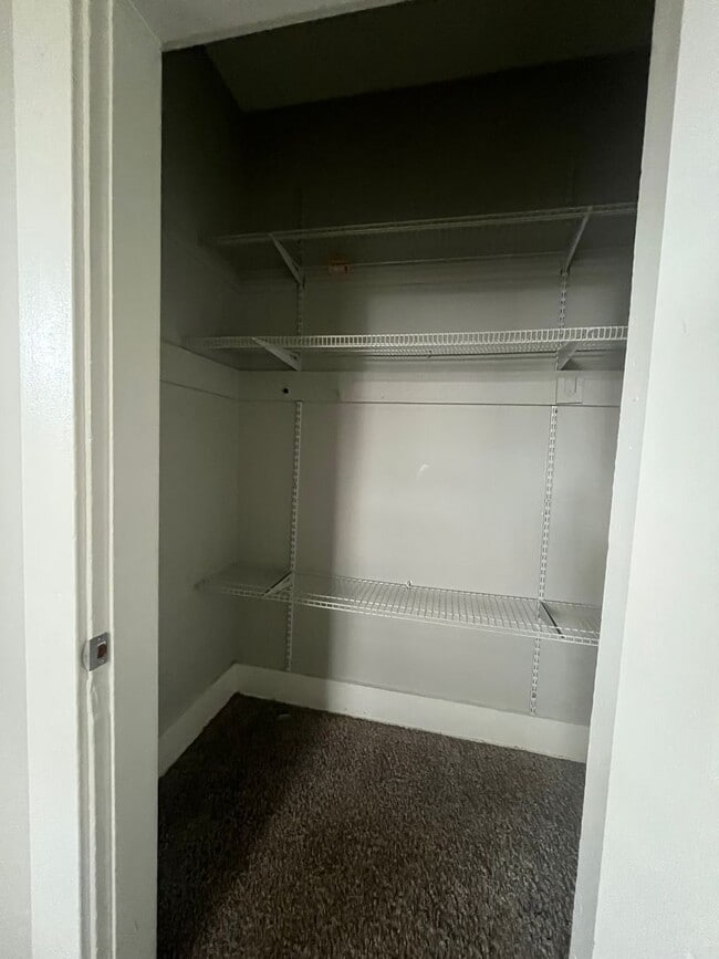 Building Photo - 4805 Eastern Ave