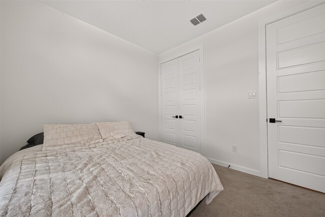 Building Photo - 29746 Burcreek Ln