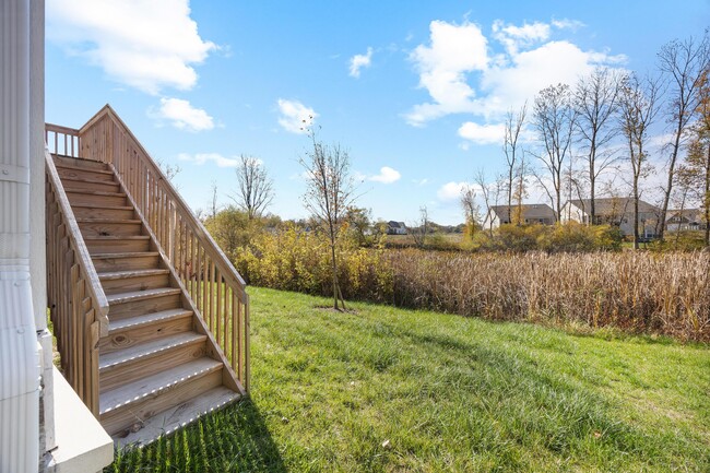 Building Photo - 6295 Honey Farm Way