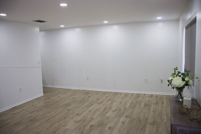 Building Photo - 25760 SW 127th Ct