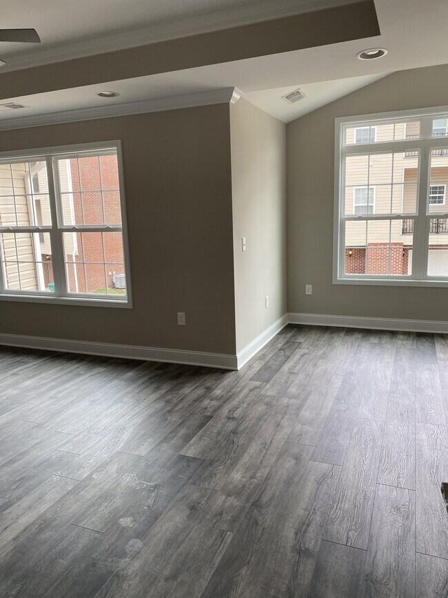 Building Photo - 7322 Ripple Creek Way