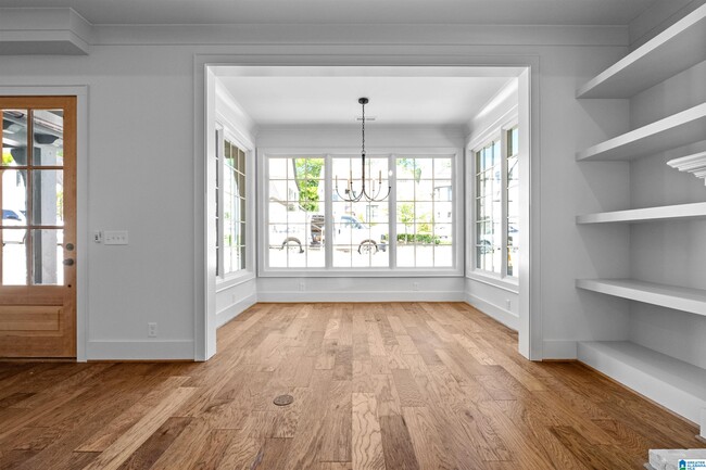 Building Photo - 3789 Poe Dr