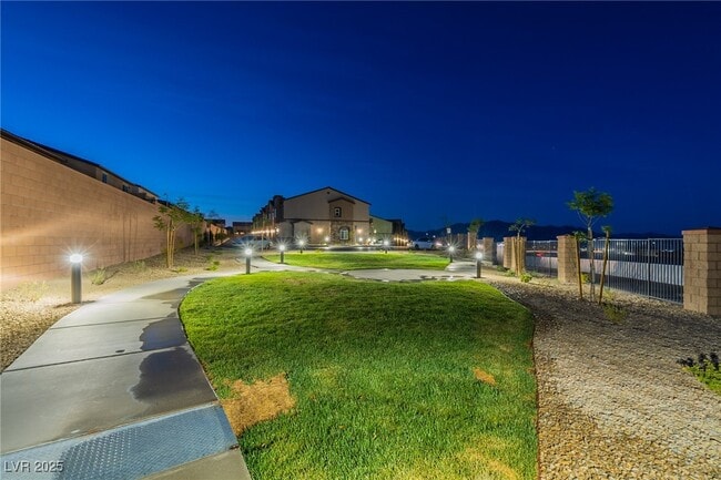 Building Photo - 10557 Ridge Glow Ave