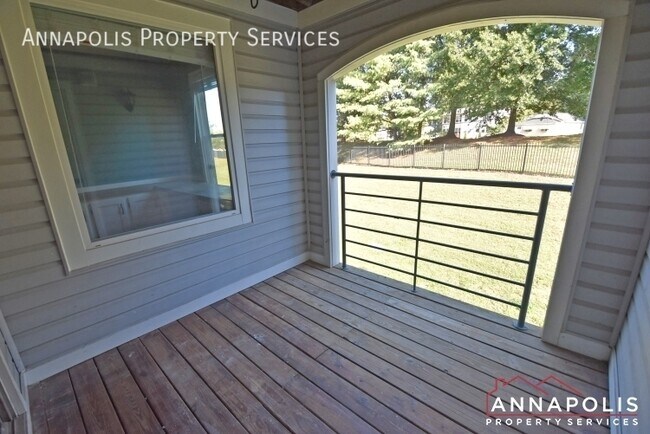 Building Photo - 10G Greystone Court-