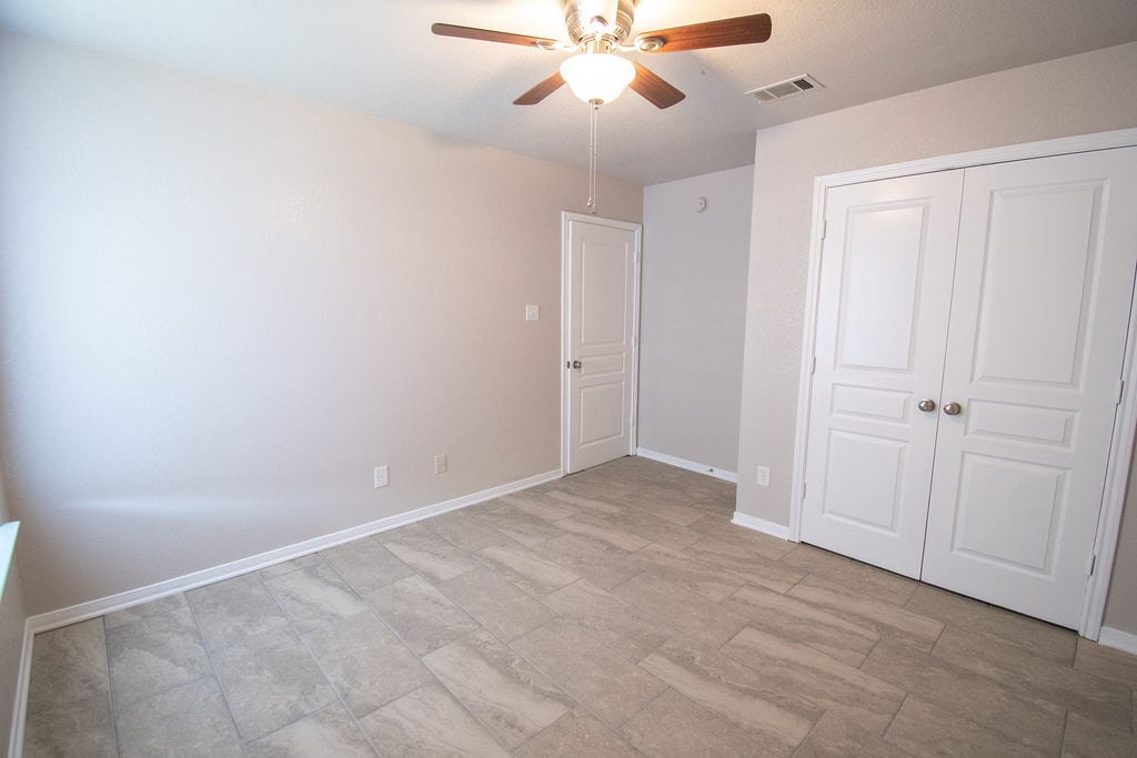 Bedroom 2 - 5302 Leadville Dr