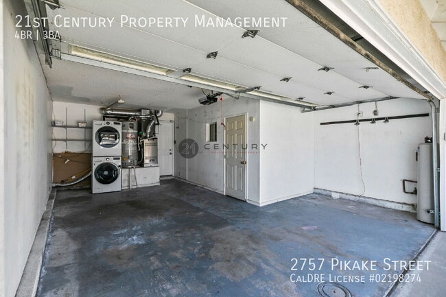 Building Photo - 2757 Pikake St