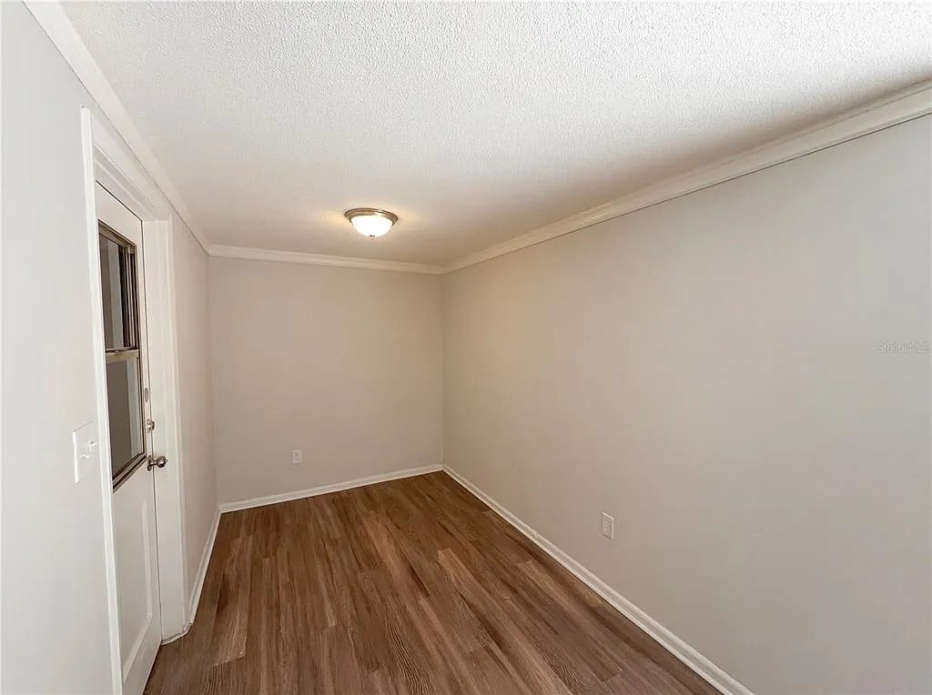 Building Photo - 638 Blackthorn Dr