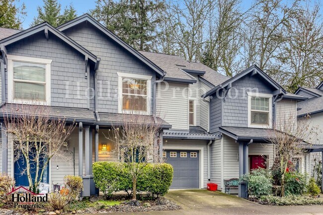 Building Photo - New Rent Price: $2,150 +$250 Off First 2 Full Months - Better Than New Light-Filled Townhome in H...