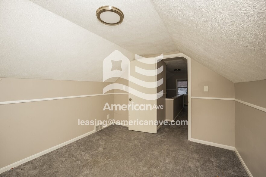 Building Photo - 25731 Forestview Ave