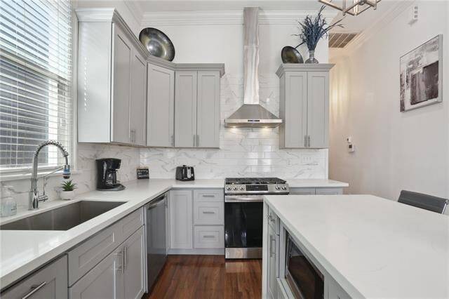 Building Photo - 2747 Orleans Ave