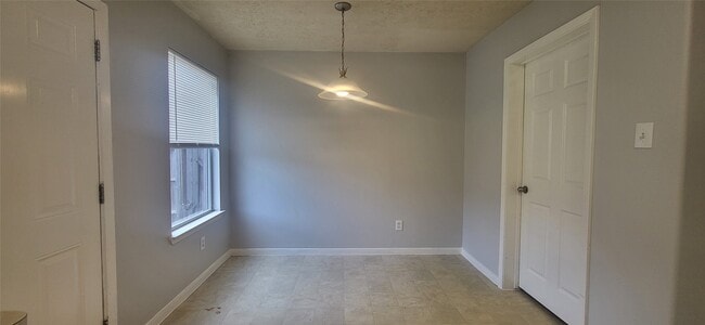 Building Photo - 21539 Trilby Way