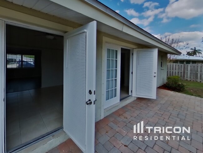 Building Photo - 3036 Regatta Dr
