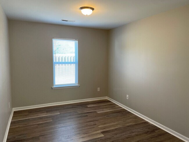 Building Photo - 3 bedroom, 2 bath home for rent in Brookstone in Sunset Harbor in Bolivia