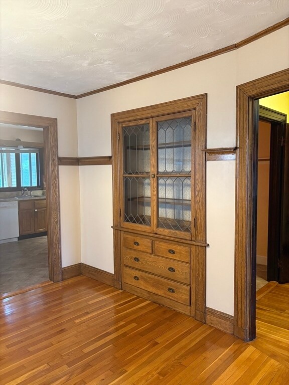 Building Photo - 336 Lagrange St
