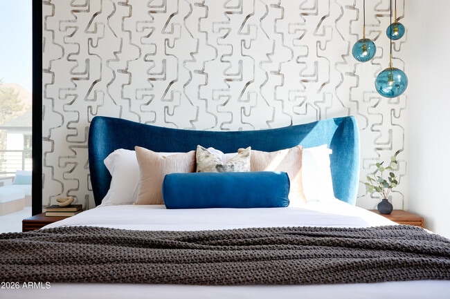 Building Photo - 4207 E Campbell Ave