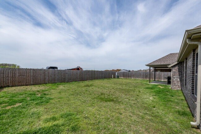 Building Photo - 4603 W Croft Dr