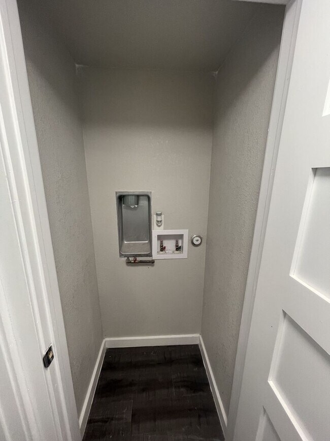 Building Photo - Charming South Georgetown Gem with Timeless Appeal