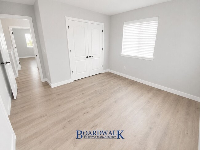 Building Photo - 5397 Borglum Ln