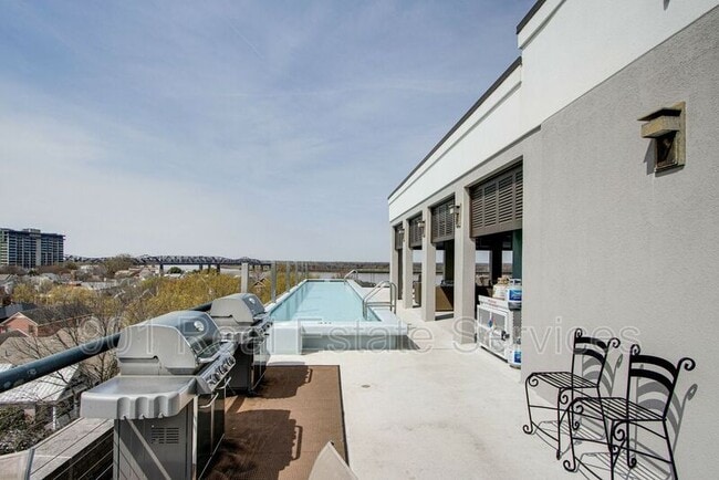 Building Photo - 505 Tennessee St