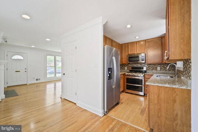 Building Photo - 10213 Duvawn Pl