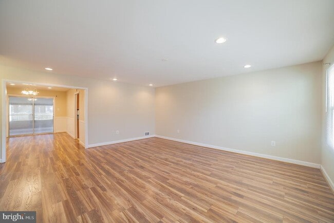 Building Photo - 2090 Jason Ct