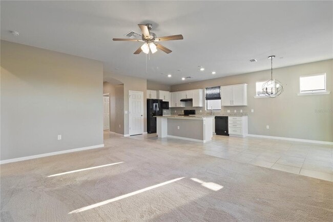 Building Photo - 1530 Hyssop Loop