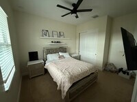 Building Photo - 15859 Goldfinch Cir