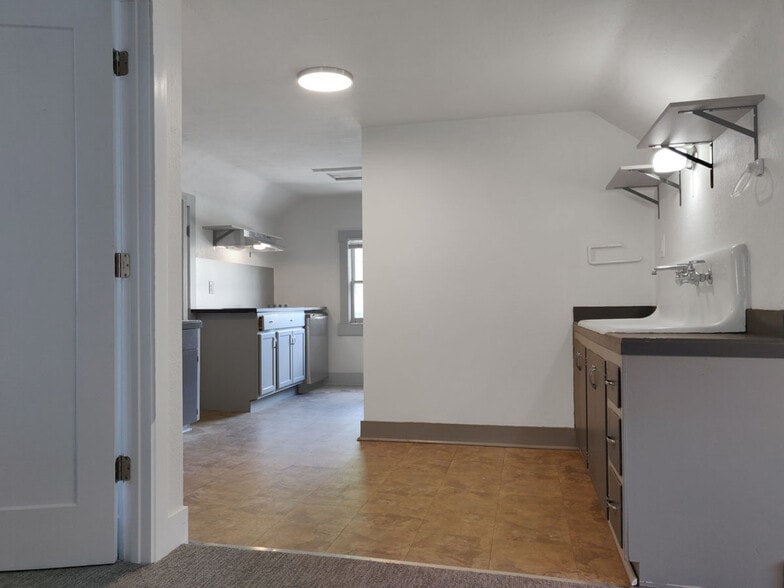 Large kitchen (more cabinetry on the left) - 138 Cypress Ave. E