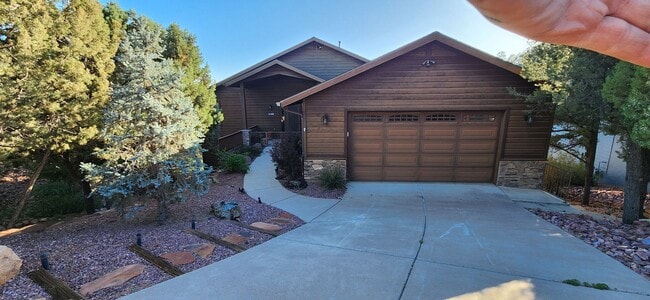 Building Photo - Beautiful Veiws From This Spacious Four Bedroom Home!