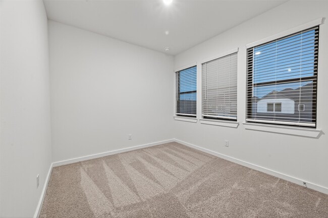 Building Photo - 1111 Mercantile St