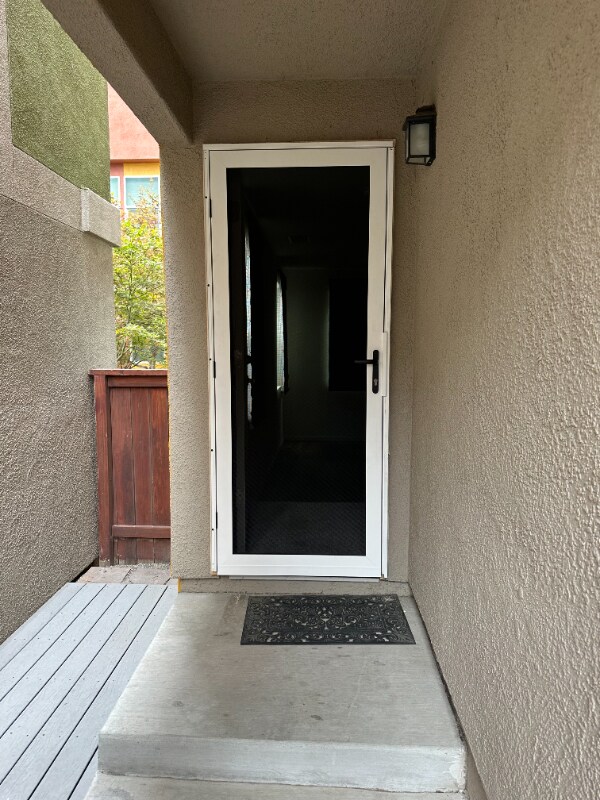 Building Photo - 857 Silicon Ct
