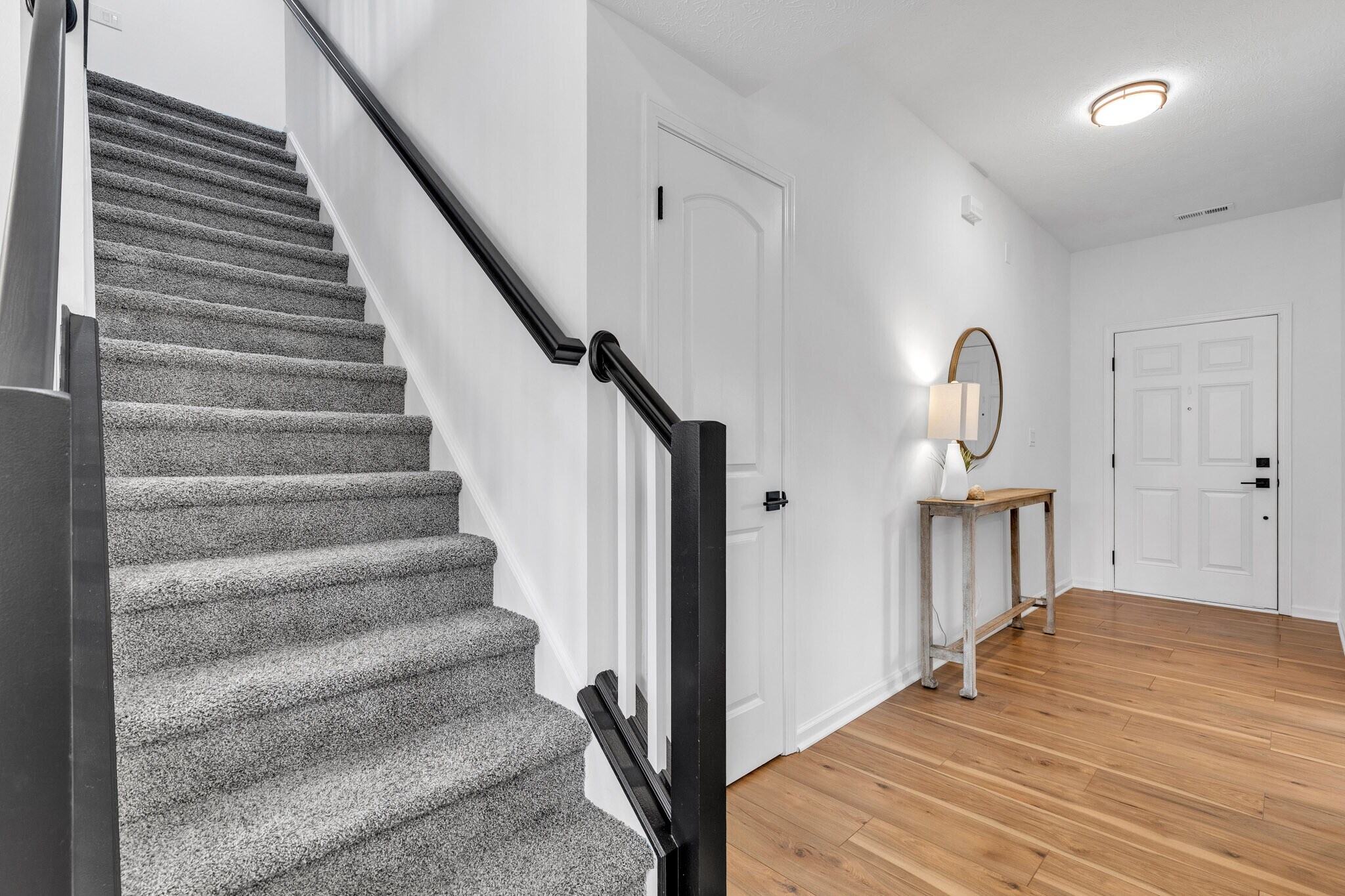 Building Photo - 9724 Brooks Dr