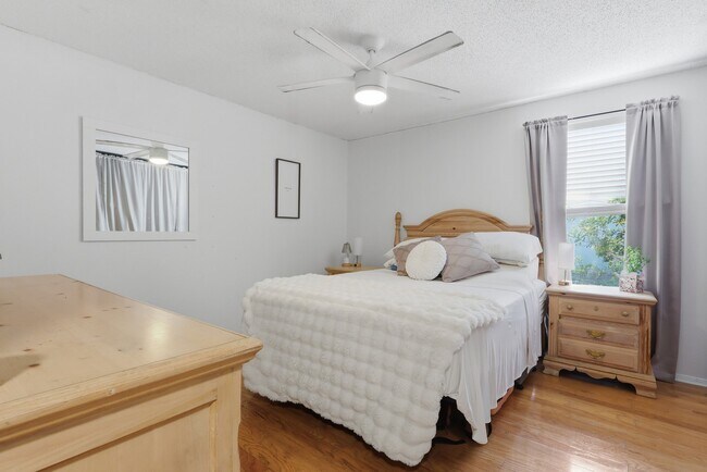 Building Photo - 1638 Spottswood Cir