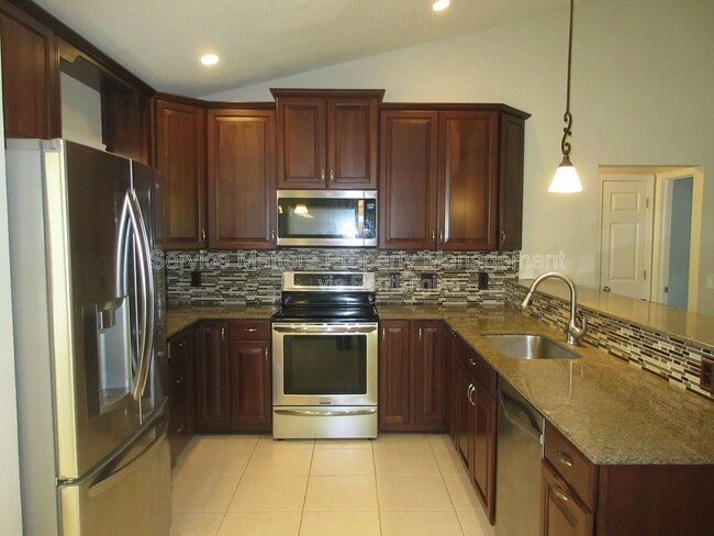 Building Photo - 6598 Starboard Dr