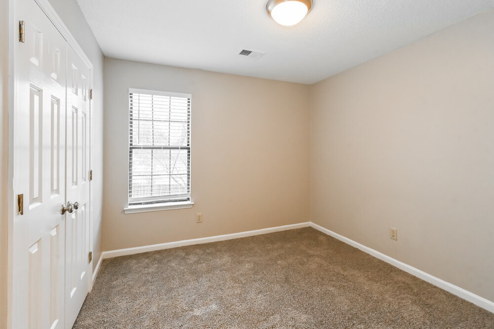 Building Photo - 2811 Maryland Cir E