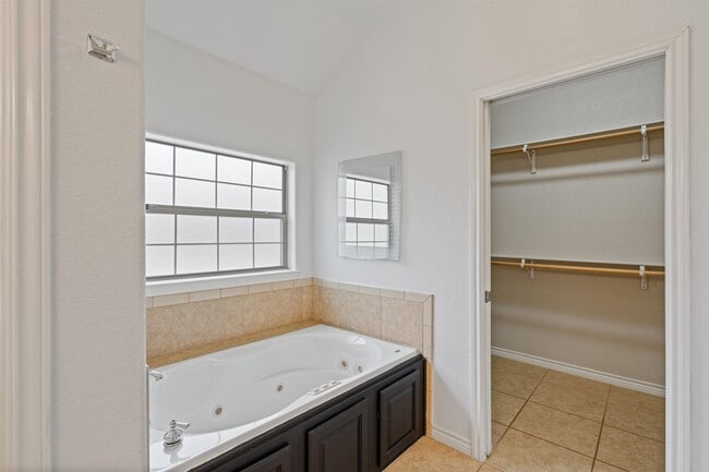 Building Photo - 221 Running Bear Trail