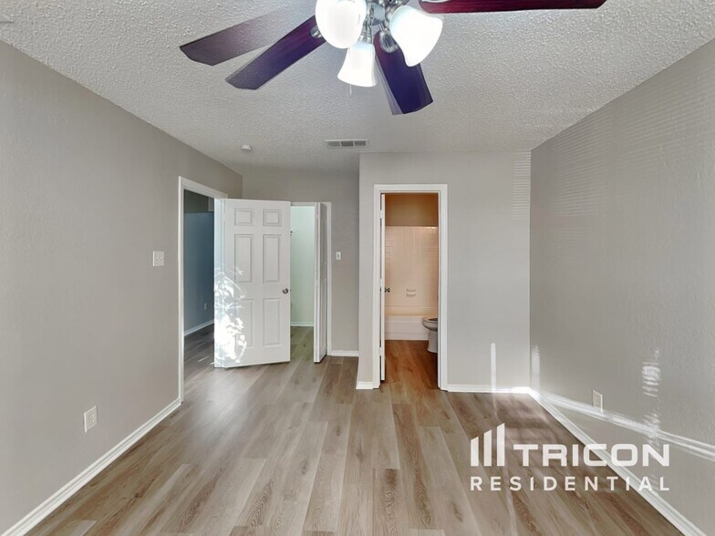 Building Photo - 2417 Highmont Dr