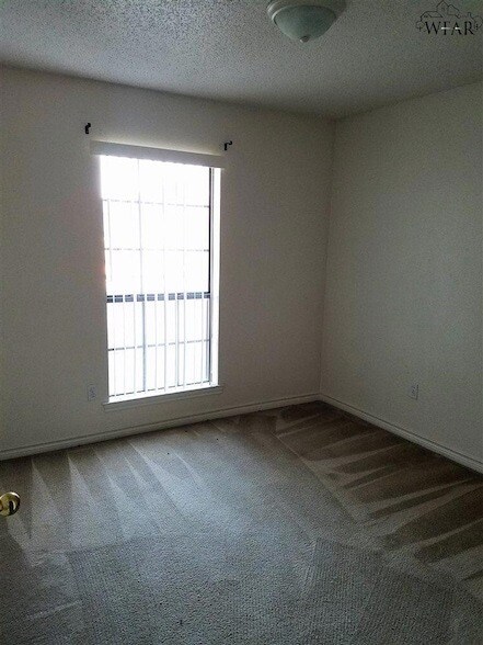 Building Photo - 5307 Northview Dr