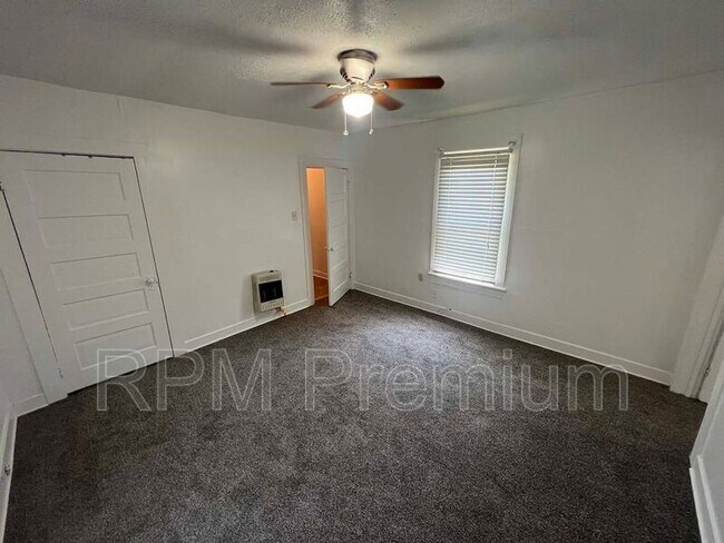Building Photo - 13313 Sunshine Rd