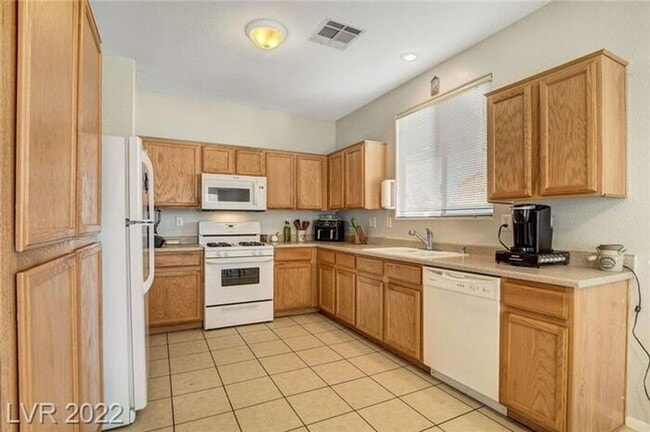 Building Photo - Beautiful Southwest Rental Near Buffalo & Warm Springs!
