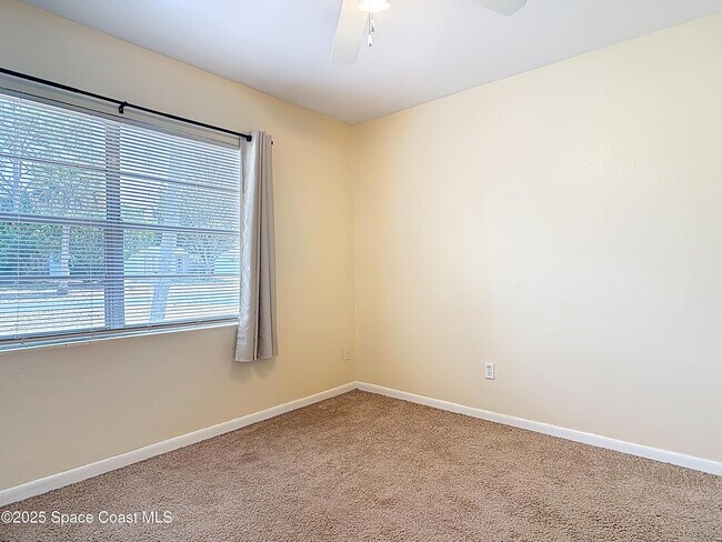 Building Photo - 1590 Hilldale Rd