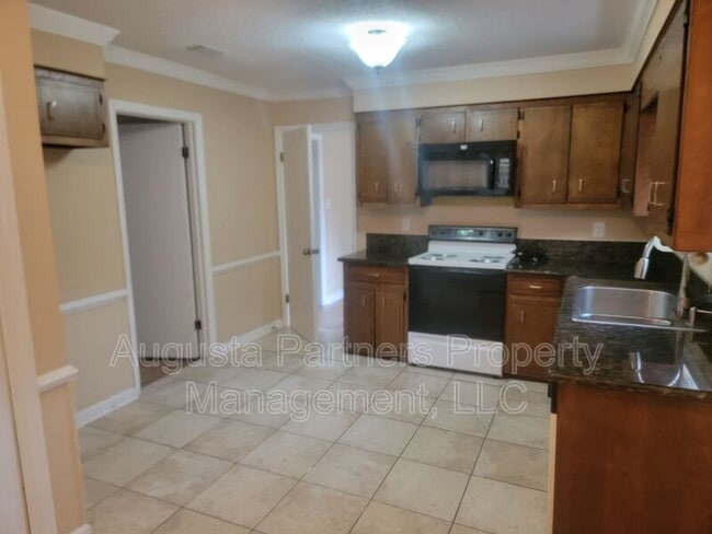 Building Photo - 117 Glenora Ct